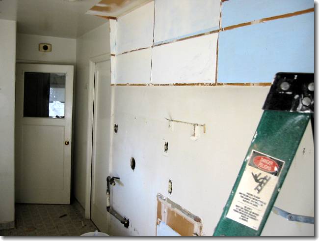 This wall completely separated the kitchen from the rest of the house